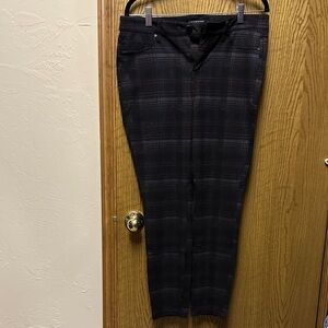 Liverpool Women's Black and blue  Plaid Skinny Pants